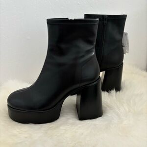 NWT Zara Platform Heeled Ankle Boot